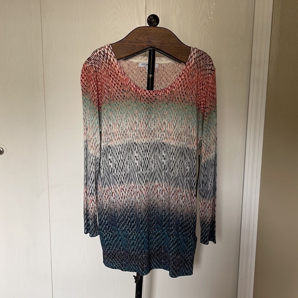 Lightweight layering sweater 3/4 sleeve multiple sizes